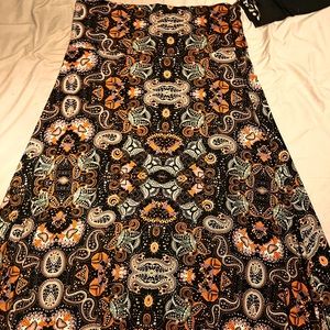 Lularoe skirt